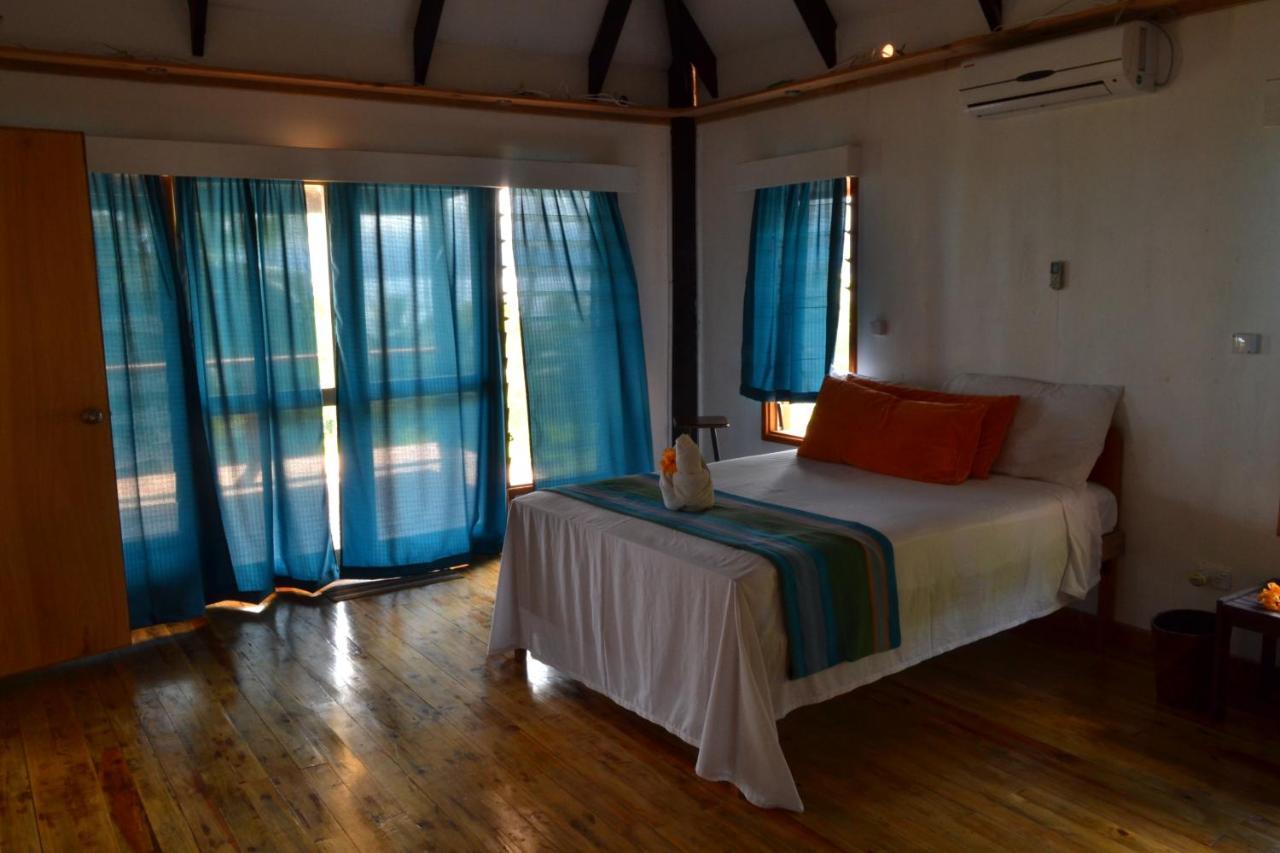 Daku Resort Savusavu Esterno foto